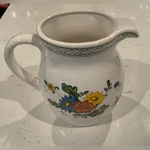 VTG Amsterdam Villeroy & Bosch Pitcher in Excellent Condition 6-1/5” Tall by 4”